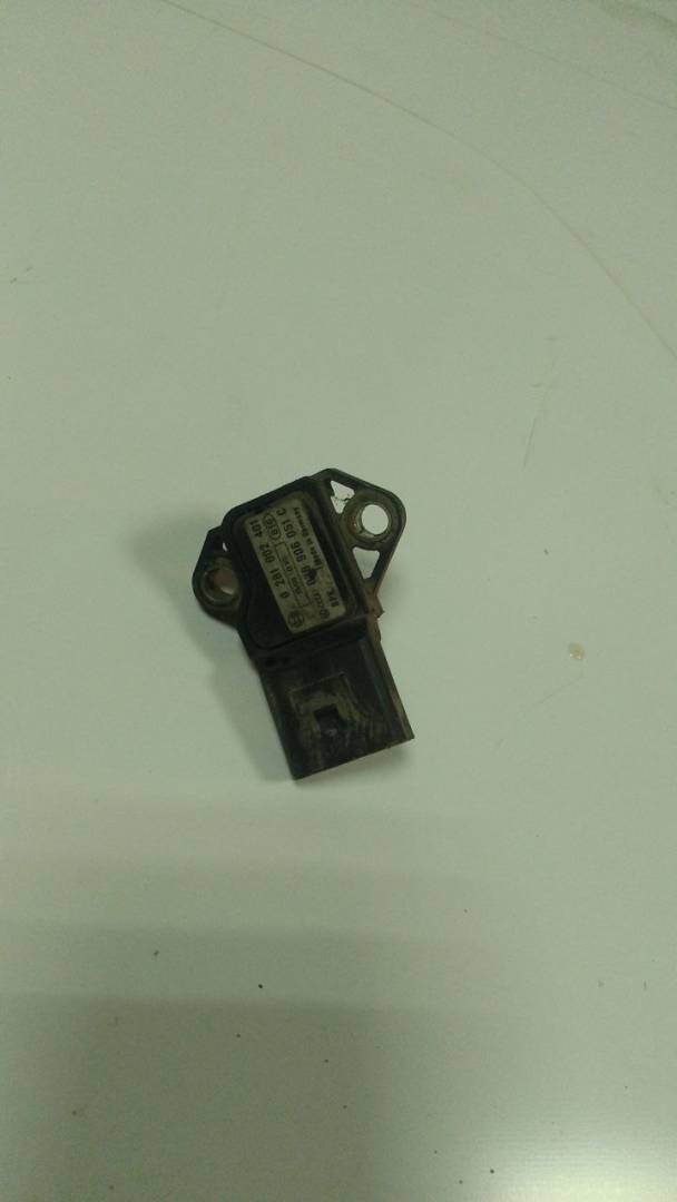 датчик абсолютного давления Volkswagen Passat B6 (2005 - 2010), 038906051C, 0281002401 - фото №1