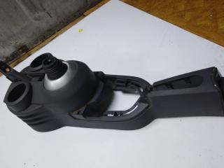 консоль салона (центральная часть) Mitsubishi Colt 6 поколение (Z20/Z30) (2002 - 2012), 8011A288