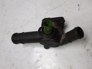 фланец (тройник) системы охлаждения Skoda Octavia 1 поколение (A4) 1998, 1.6 л., бензин, 297918624, 06A121132