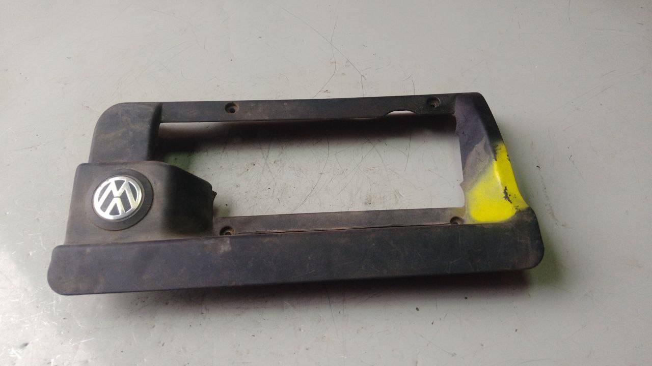 декоративная крышка двигателя Volkswagen Golf 4 поколение 2000, 1.4 л., бензин, 036103925F, 036103925G - фото №1