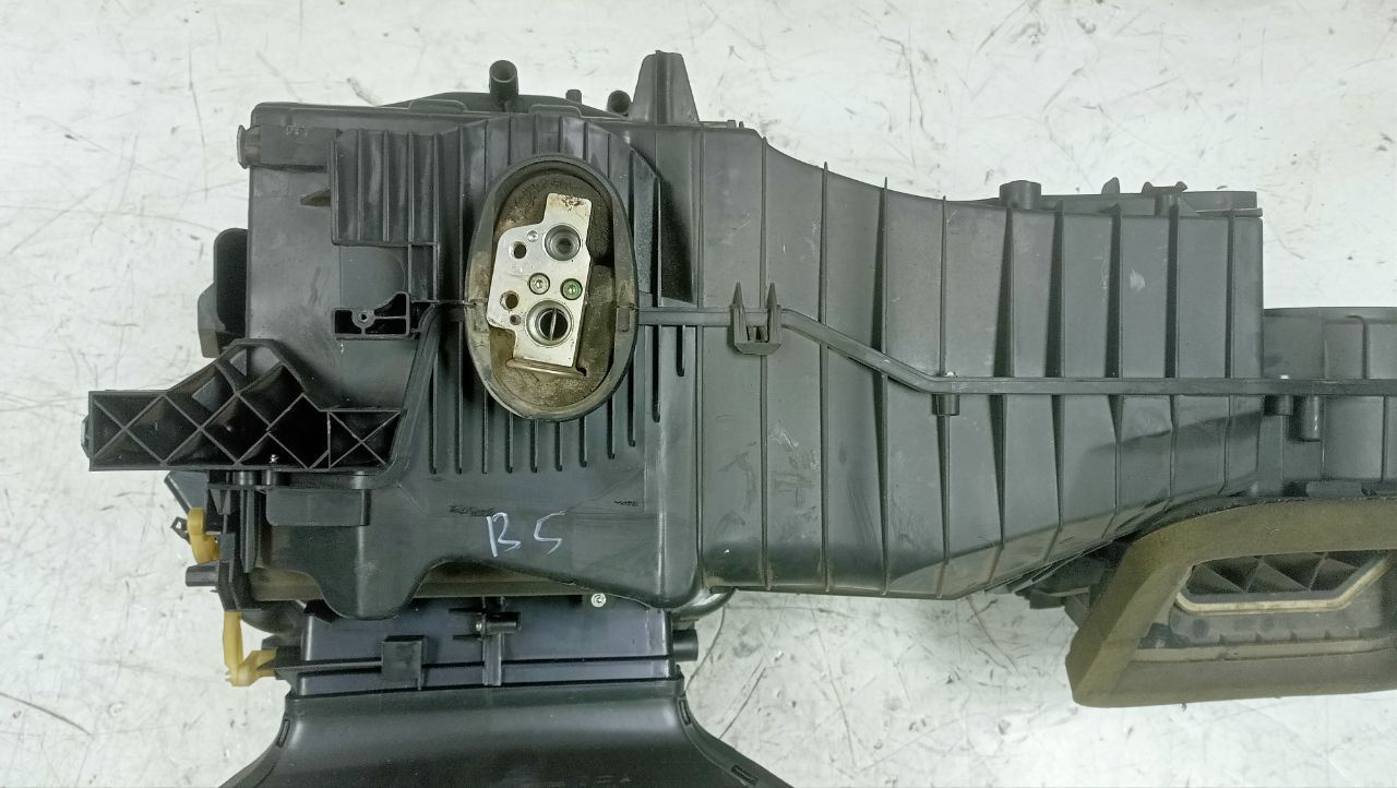 корпус отопителя (печки) Volkswagen Caddy 3 поколение (2004 - 2010), 1.8 л., бензин, МКПП, 1T1819063, CN5FH - фото №1