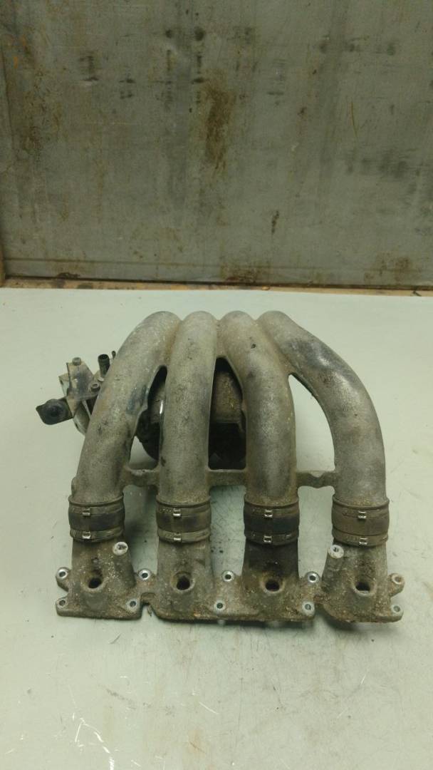 коллектор впускной Volkswagen Passat B5 1997, 1.8 л., бензин, 058133206C - фото №1