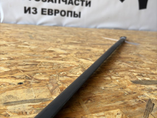Уплотнитель стекла двери наружный Ford Focus 2 поколение [рестайлинг] CB4 2009, 1.6 л., SHDA, бензин, МКПП, серо голубой металик, хетчбэк 5 дв., передний привод, правый руль