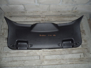 обшивка крышки багажника Ford Focus 3 поколение CB8 2011, 1.6 л., бензин