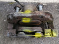 суппорт передний левый Ford Focus 3 поколение CB8 2011, 1.6 л., бензин - фото №3