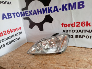 фара галагеновая Ford C-Max 1 поколение 2006