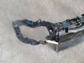 передняя панель крепления облицовки (телевизор) Ford Focus 3 поколение CB8 2012, 1.6 л., бензин - фото №2