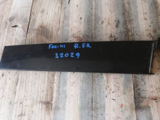 накладка двери (крышки) багажника Ford Focus 3 поколение CB8 2011, BM51A20898