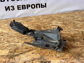 пыльник переднего крыла Ford Focus 3 поколение CB8 2011, 1.6 л., i-VTEC, PNDA, бензин, МКПП, panther black (metallic), хетчбэк 5 дв., передний привод, BM51-A02476-AE