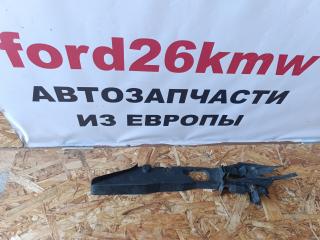 пыльник переднего крыла Ford Focus 2 поколение [рестайлинг] DA3 2009, 1.6 л., i, SHDA, бензин, МКПП, silver, универсал, передний привод, правый руль, 8M51-A02476-AB