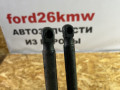 амортизатор крышки багажника (3-5 двери) Ford Focus 3 поколение CB8 2012, 1.6 л., i-VTEC, PNDA, бензин, 5МКПП, white, хетчбэк 5 дв., передний привод, правый руль, BM51-A406A10-AF - фото №2