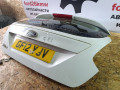 крышка багажника (дверь 3-5) Ford Focus 3 поколение CB8 2012, 1.6 л., i-VTEC, PNDA, бензин, 5МКПП, white, хетчбэк 5 дв., передний привод, правый руль - фото №3
