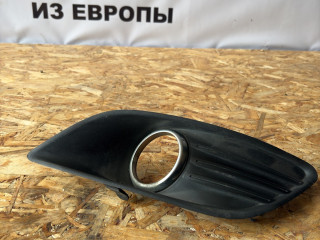 рамка фары противотуманной левой Ford Focus 2 поколение [рестайлинг] CB4 2009, 1.6 л., SHDA, бензин, МКПП, серо голубой металик, хетчбэк 5 дв., передний привод, правый руль, 8M51R19952-AE