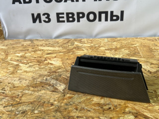 пепельница Ford Focus 2 поколение [рестайлинг] CB4 2009, 1.6 л., i, SHDA, бензин, МКПП, хетчбэк 5 дв., 8M51-A044J53BA