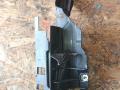 накладка крыла внутренняя лев. Ford Focus 3 поколение CB8 2011, 2.0 л., TDCi, UFDB, дизель, робот, moondust silver (metallic), хетчбэк 5 дв., передний привод, правый руль, BM51-A02477-AE - фото №3