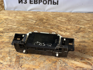 дисплей Ford Focus 3 поколение CB8 2011, 1.6 л., i-VTEC, PNDA, бензин, МКПП, panther black (metallic), хетчбэк 5 дв., передний привод, .AM5T-189955-E