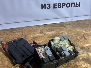блок предохранителей Ford Focus 3 поколение CB8 2012, 1.6 л., i-VTEC, IQDB, бензин, МКПП, frozen white, передний привод, правый руль, AV6T-14A142-AB, AV6T-14A067-BB