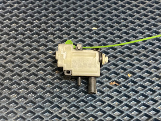 активатор замка крышки топливного бака BMW 3 серия E91 [рестайлинг] 2009, 2.0 л., N46 B20 BD, бензин, АКПП, 354 titan-silber, универсал, задний привод, правый руль, 67116985880