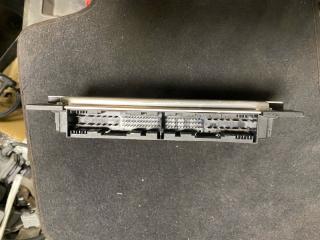 блок управления светом BMW 3 серия E90 [рестайлинг] 2009, 2.0 л., N46 B20 BD, бензин, АКПП, 475 black saphire metallic, седан, задний привод, правый руль, 61359204539