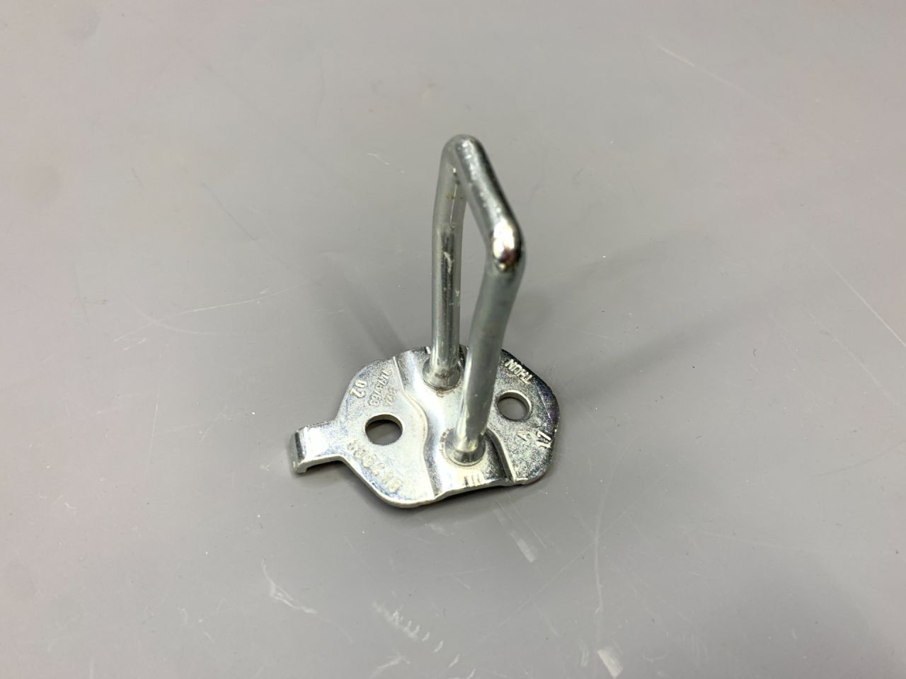 замок багажника Mini Countryman 2 поколение (2016 - 2020), 51247473763, 7473763 - фото №1