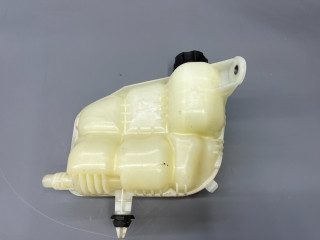 бачок расширительный Mini Countryman 2 поколение F60 2017, 1.5 л., B36 A15 A, бензин, АКПП, c2m, хетчбэк 5 дв., передний привод, 17137617362, 7617362