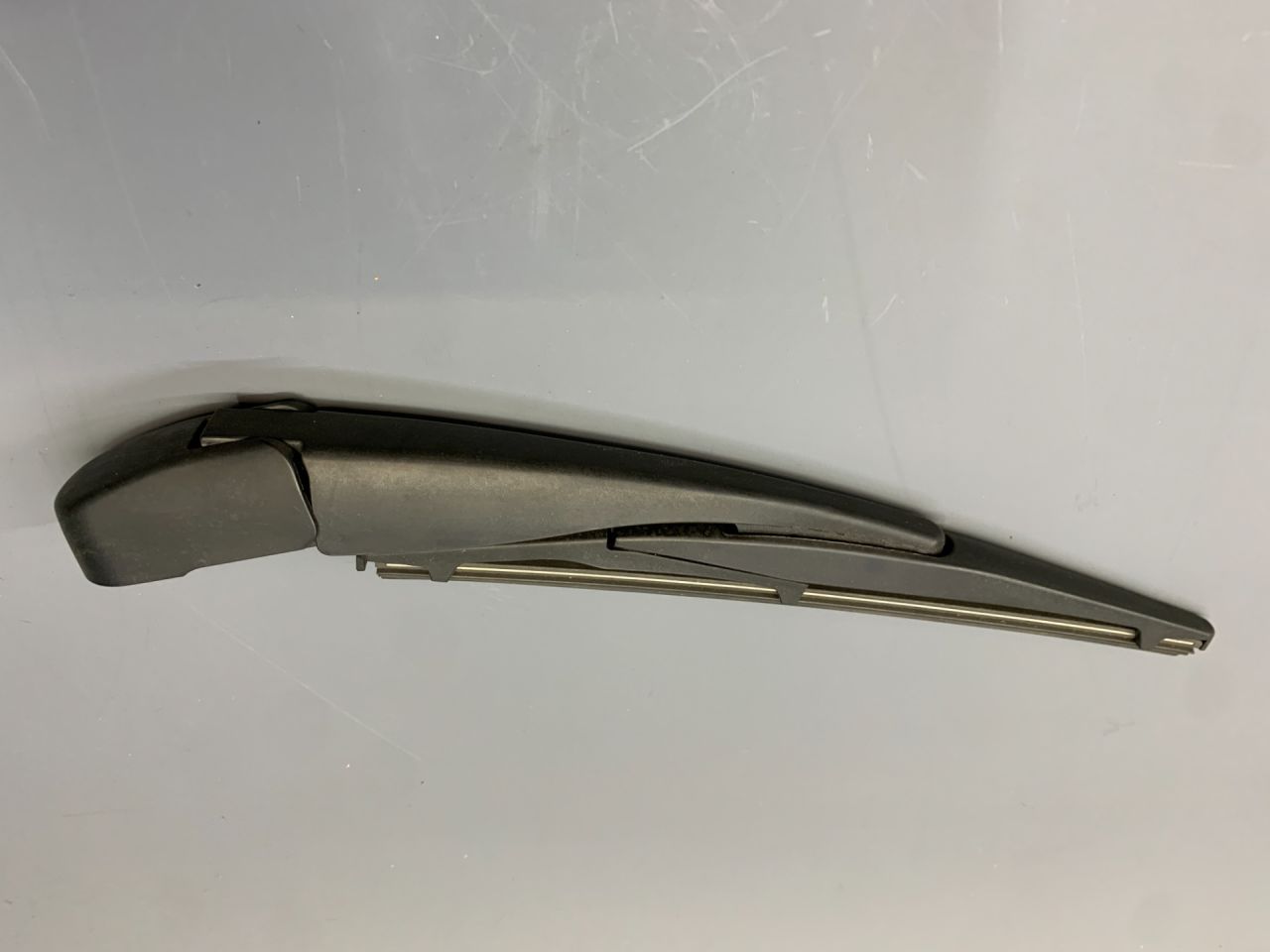 щеткодержатель задний Mini Clubman 2 поколение (F54) (2015 - 2025), 67637368089, 7368089, 67637368092, 7368092, 67637368091, 7368091 - фото №1