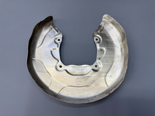 защитный кожух тормозного механизма Mini Cooper 3 поколение [рестайлинг] F55 2020, 1.5 л., B36 A15 A, бензин, АКПП, b71, хетчбэк 5 дв., передний привод, 34206799739, 34206799739, 6799739