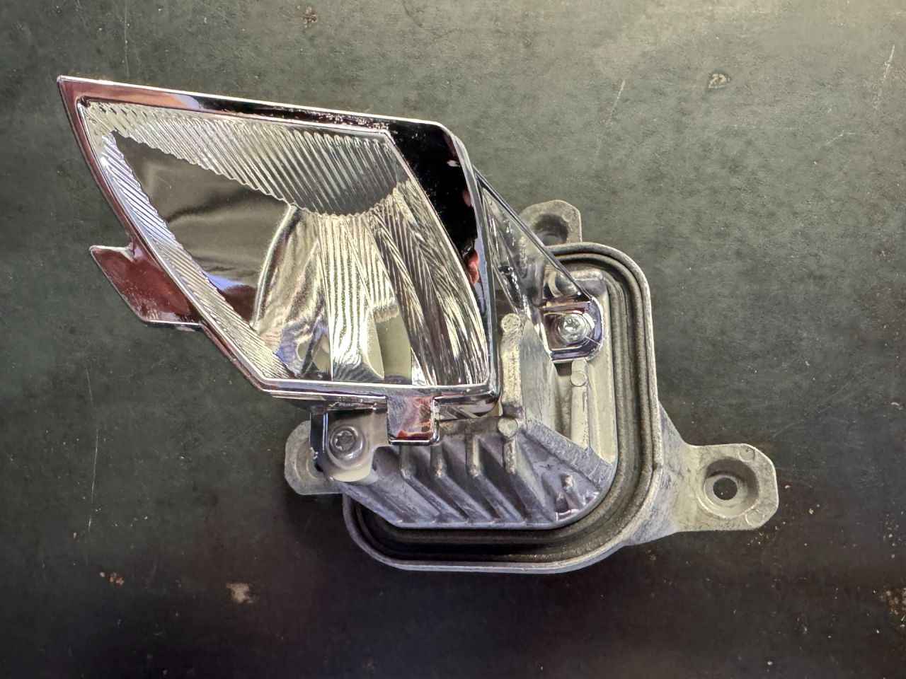 светодиодный LED модуль поворота фары Mini Cooper 3 поколение (2013 - 2018), 63117366378, 7366378 - фото №1