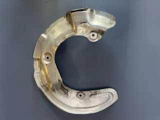 защитный кожух тормозного механизма Mini Cooper 3 поколение [рестайлинг] F55 2020, 1.5 л., B36 A15 A, бензин, АКПП, b71, хетчбэк 5 дв., передний привод, 34106869779, 6869779, 34106799737, 6799737