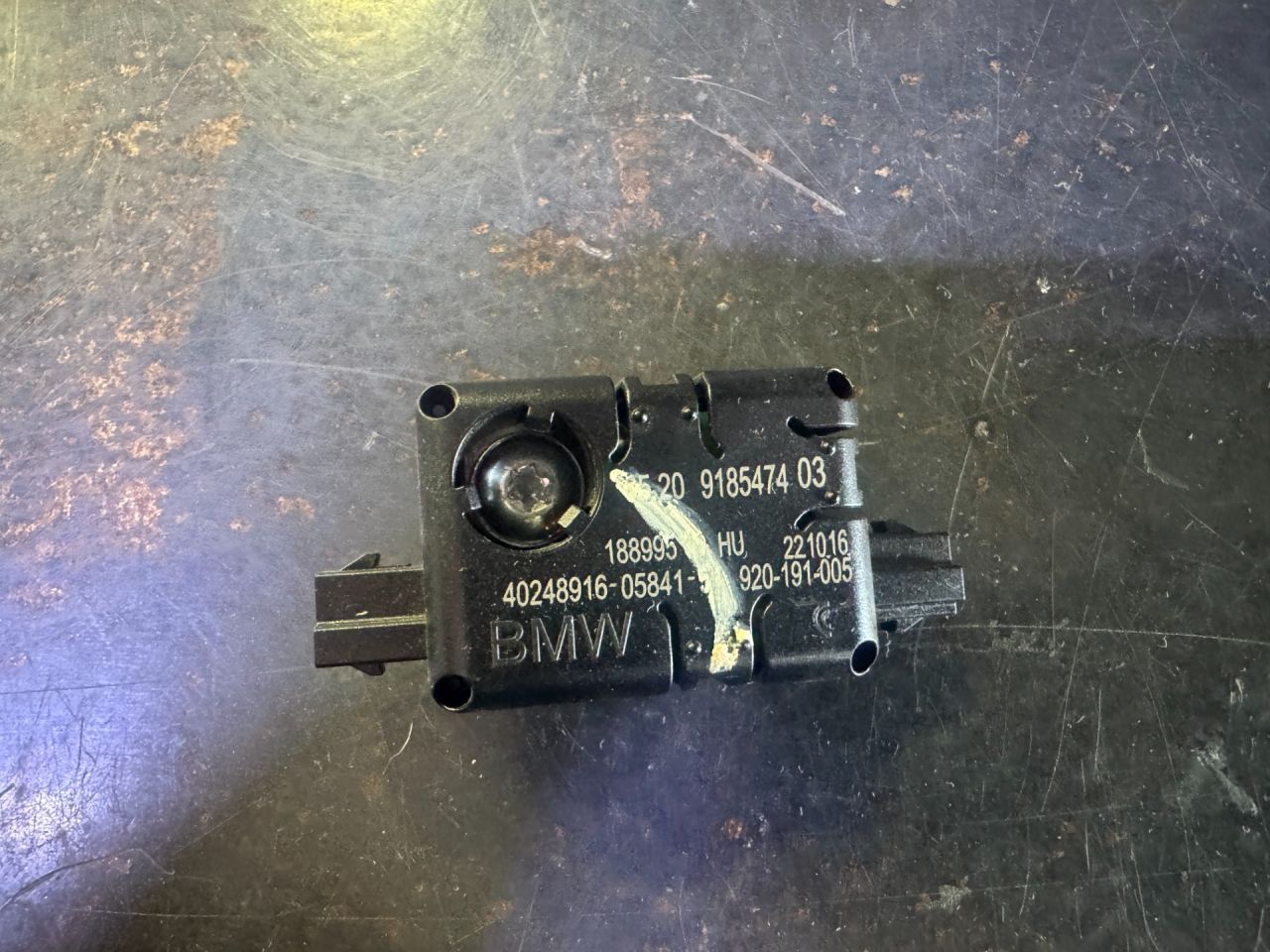 усилитель антенны Mini Cooper 3 поколение (2013 - 2018), 65209185474, 9185474 - фото №1