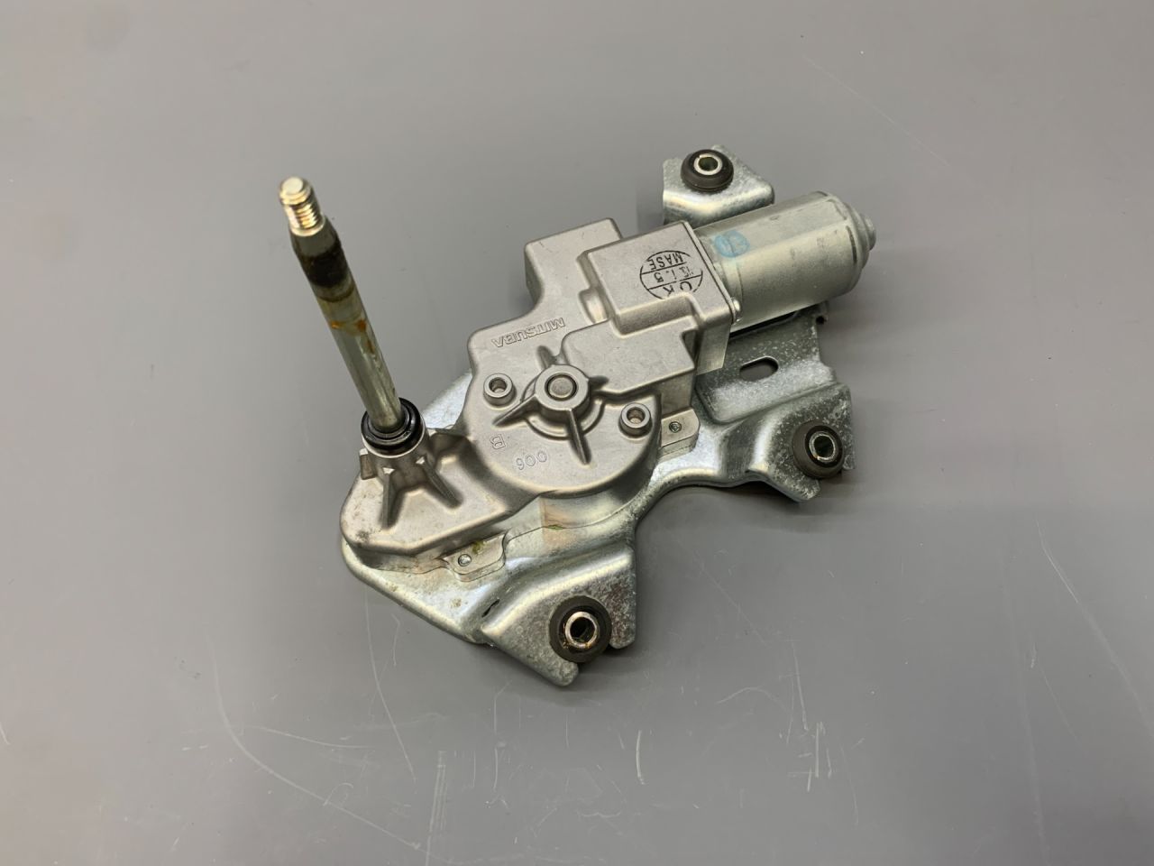 моторчик заднего стеклоочистителя (дворника) Mini Clubman 2 поколение (F54) (2015 - 2025), 51317389274, 7389274, 51317365820, 7365820 - фото №1