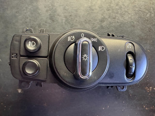 блок управления светом Mini Cooper 3 поколение [рестайлинг] F55 2020, 1.5 л., B36 A15 A, бензин, АКПП, b71, хетчбэк 5 дв., передний привод, 61319865839, 9865839, 5A25470, 61315A25470, 6824873, 61316824873, 9390249, 61319390249, 9301800, 61319301800