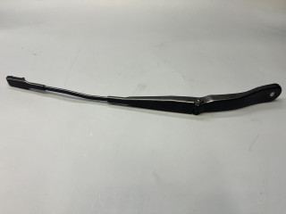 щеткодержатель (поводок стеклоочистителя, дворник) Mini Countryman 2 поколение F60 2017, 1.5 л., B36 A15 A, бензин, АКПП, c2m, хетчбэк 5 дв., передний привод, 61617380753, 7380753