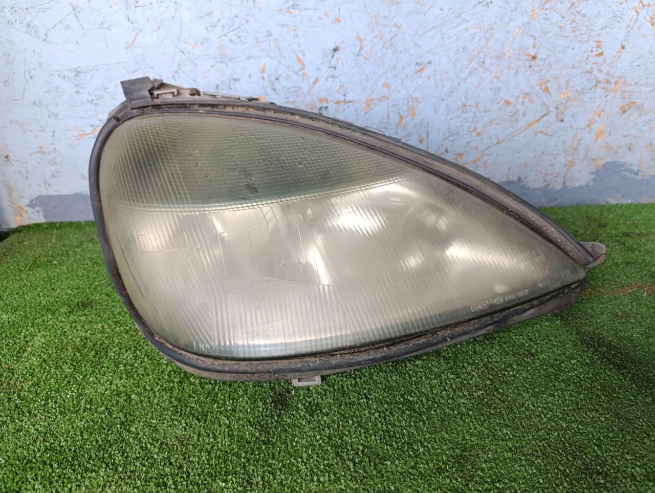 фара правая Mercedes-Benz A-Класс W168 W168.031 1998, 1.4 л., M 166.940, бензин, МКПП, TG4401118R - фото №1
