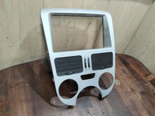 накладка на торпедо (консоль) Chery Bonus (A13) 1 поколение (2011 - 2014), 1.5 л., SQR447F, бензин, МКПП, A135305310