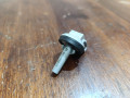 датчик температуры Volkswagen Bora 1 поколение 1J2 2002, 2.0 л., APK, бензин, МКПП, седан, 1J0907543A - фото №2