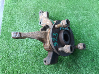 кулак поворотный правый Mazda 323 5 поколение BA (1994 - 1998), 1.6 л., B6, бензин, АКПП, седан