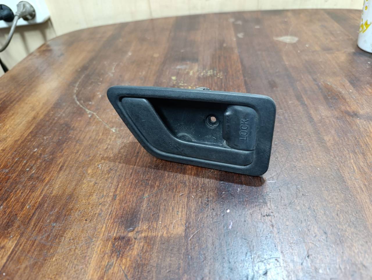 ручка внутренняя передняя правая Hyundai Getz 1 поколение TB 2005, 1.3 л., G4EA, бензин, МКПП, хетчбэк 5 дв., 82621TB010 - фото №1