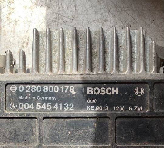 блок управления двигателем Mercedes-Benz W124 1 (1984 - 1993), МКПП, 0045454132, 0280800178 - фото №1