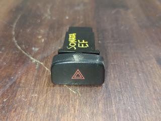 кнопка аварийной сигнализации Hyundai Sonata 4 поколение [рестайлинг] EF (2001 - 2013), 2.0 л., G4JP, бензин, МКПП, седан, 864W0140