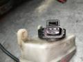 бачок тормозной жидкости Ford Focus 1 поколение [рестайлинг] (2001 - 2005), 2.0 л., бензин, АКПП - фото №8