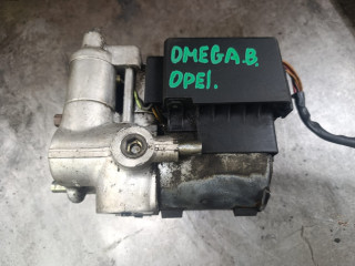 блок ABS Opel Omega B (1994 - 1999), 2.0 л., X 20 XEV, бензин, АКПП, универсал, 0265203001