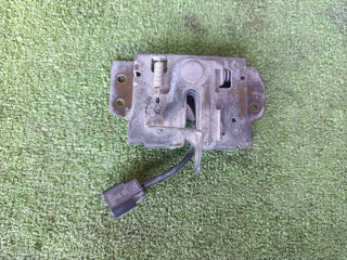 замок капота Mitsubishi Outlander 2 поколение (2005 - 2010), 2.4 л., 4G69, бензин, АКПП
