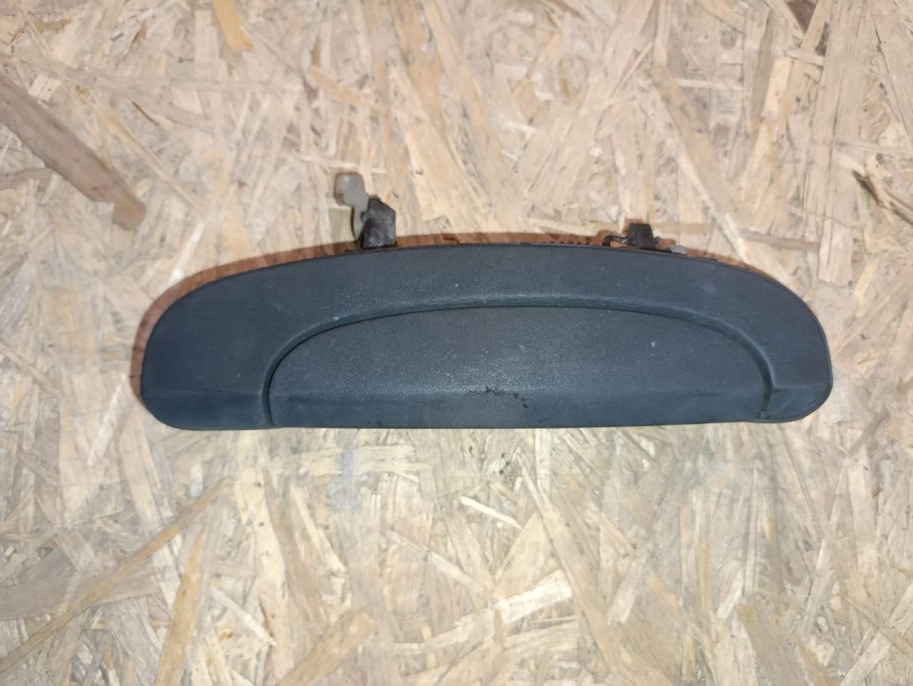 ручка наружная задняя правая Hyundai Getz 1 поколение TB 2005, 1.3 л., G4EA, бензин, МКПП, хетчбэк 5 дв. - фото №1