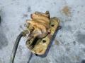 суппорт передний левый Peugeot 406 1 поколение 1998, 1.8 л., L6A (XU7JP), бензин, МКПП, черный, седан - фото №7