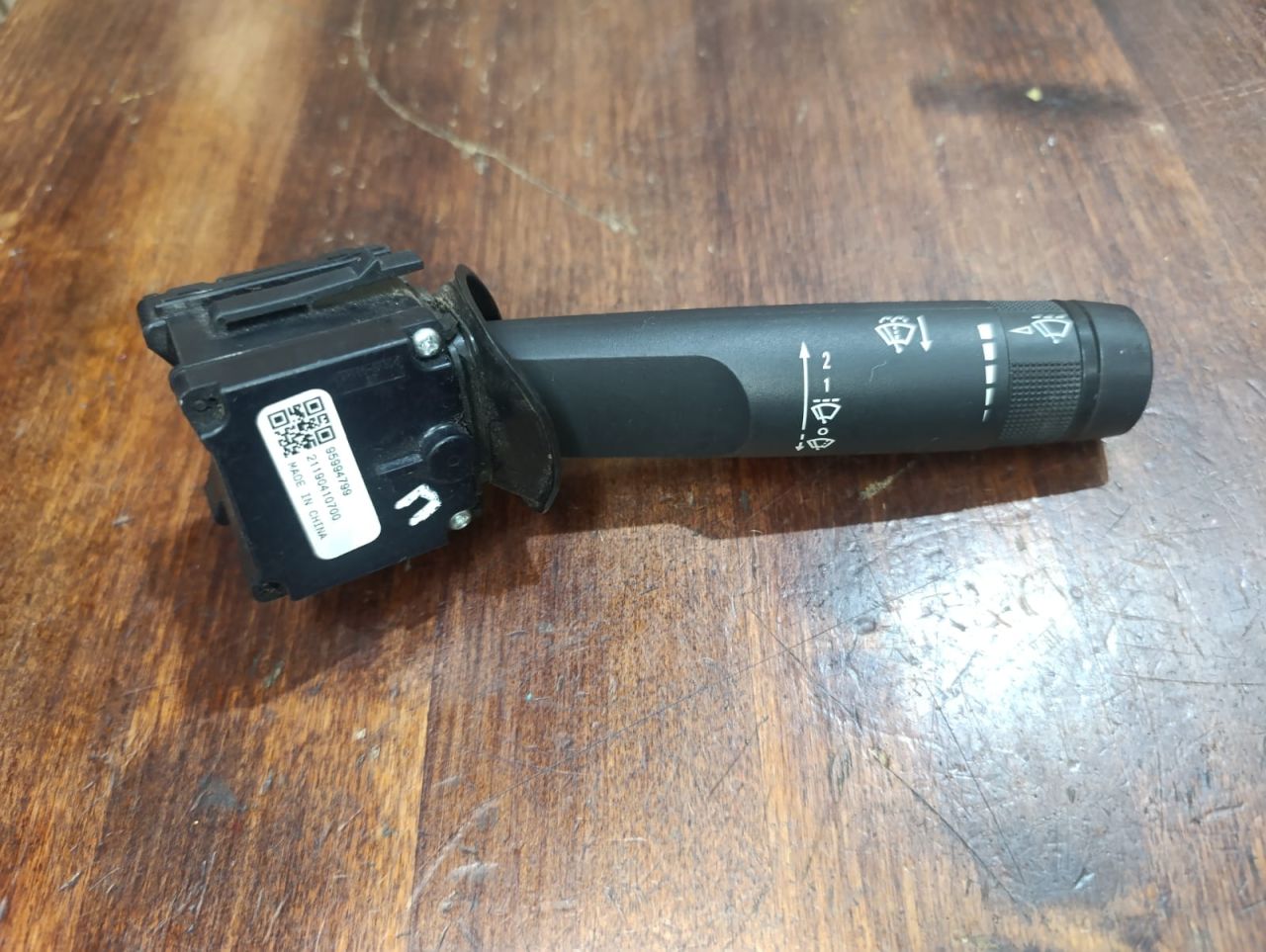 переключатель дворников Chevrolet Cruze 1 поколение (2009 - 2012), АКПП, 95994799, 21190410700 - фото №1