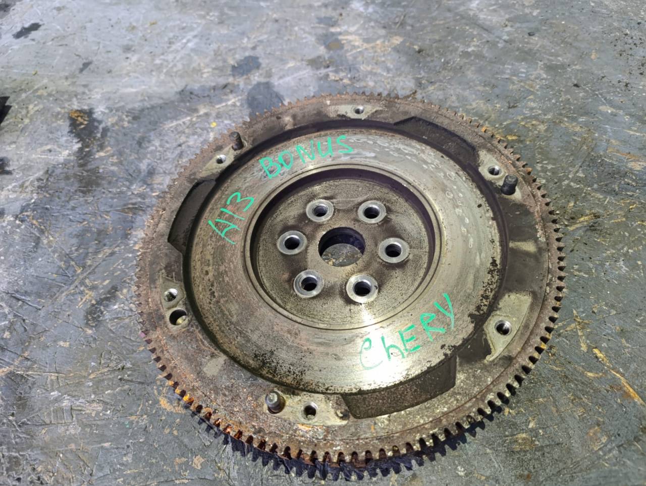 маховик Chery Bonus (A13) 1 поколение (2011 - 2014), 1.5 л., SQR447F, бензин, МКПП, A151005111CA - фото №1