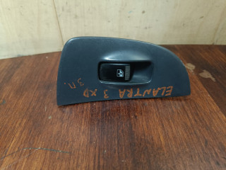 кнопка стеклоподъемника двери задней правой Hyundai Elantra XD 2001, 2.0 л., G4GC, бензин, АКПП, седан, 935762D000
