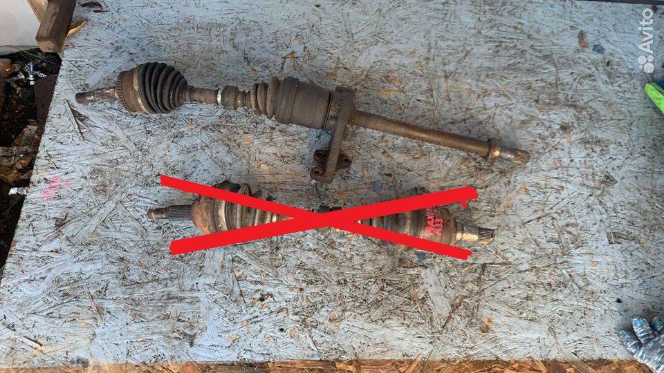 полуось передняя правая (приводной вал, ШРУС) Nissan Maxima A33 (2000 - 2005), 3.0 л., VQ30DE, бензин, АКПП, седан - фото №1