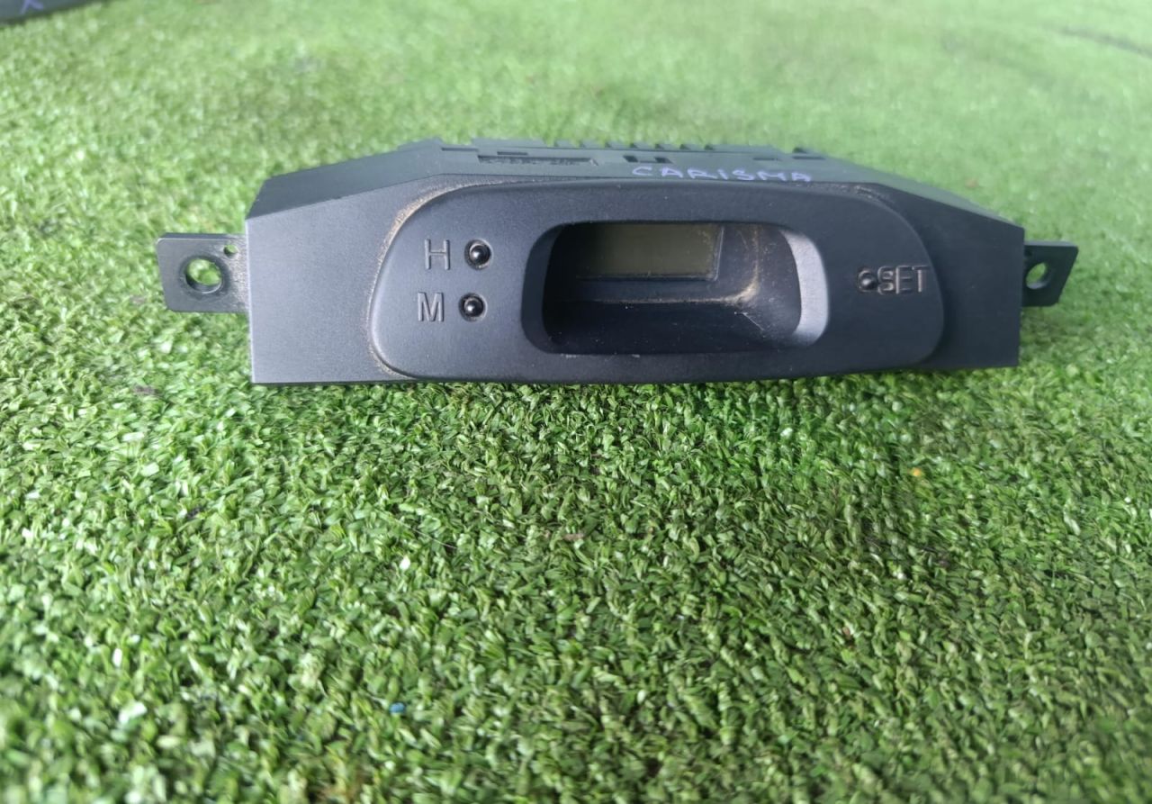часы Mitsubishi Carisma 1 поколение DA2A (1995 - 1999), 1.8 л., 4G93 (GDI), бензин, МКПП, g42, седан, передний привод, MR114346 - фото №1
